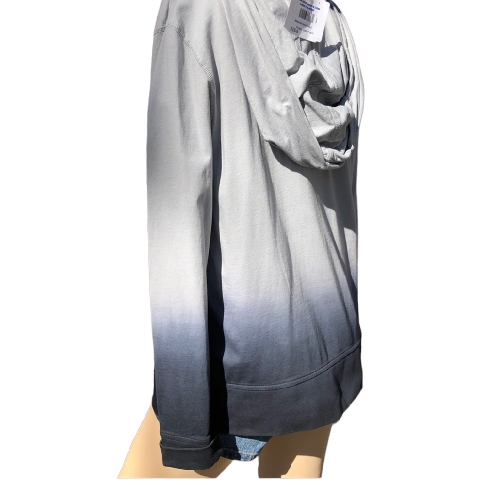 Crazy Shirts Long Sleeve Hoodie Ombré V Neck Lotus Print Tee Size Medium - Picture 7 of 10